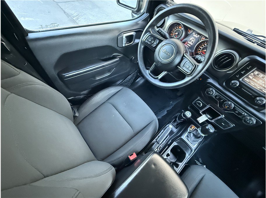 Used 2018 Jeep Wrangler Unlimited Sport AWD/4WD image 11