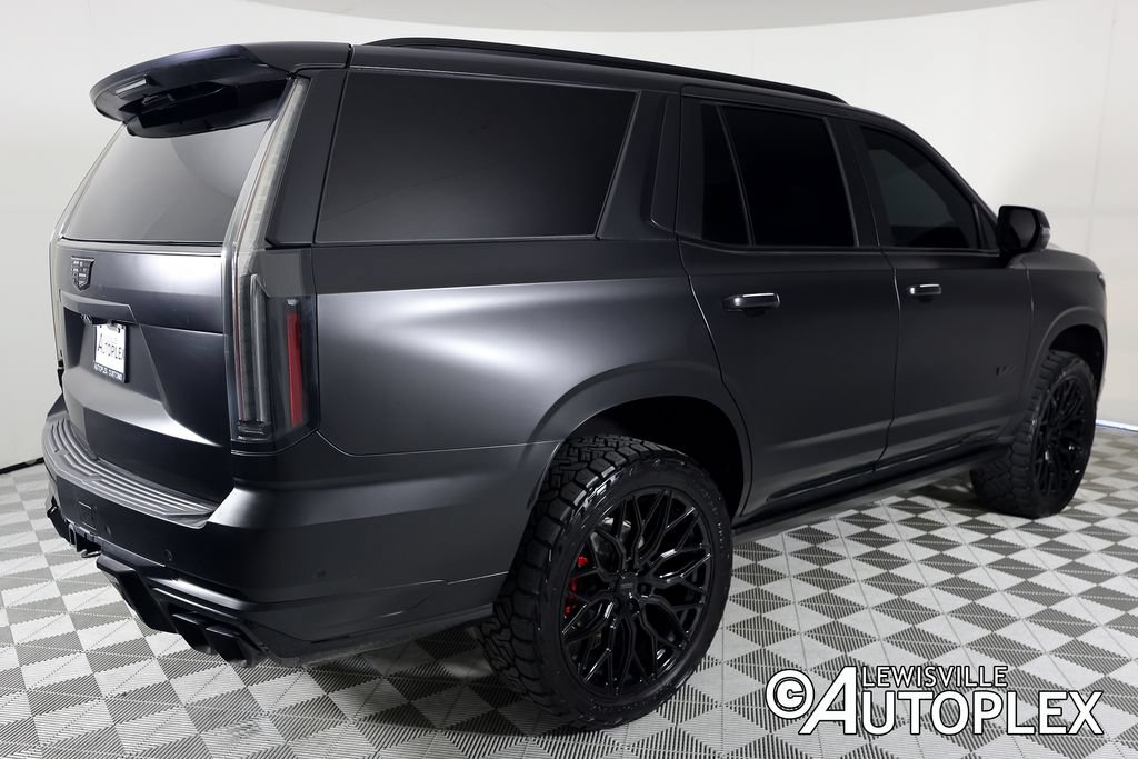 Used 2025 Cadillac Escalade V w/ LPO, Floor Liner Package AWD/4WD image 5