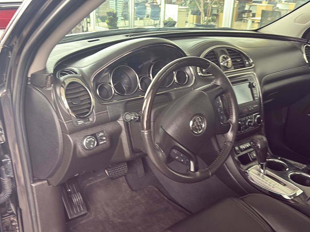 Used 2017 Buick Enclave Premium w/ Experience Buick Package image 9