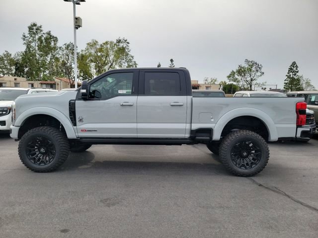 New 2026 Ford F250 Lariat w/ Black Appearance Package image 36