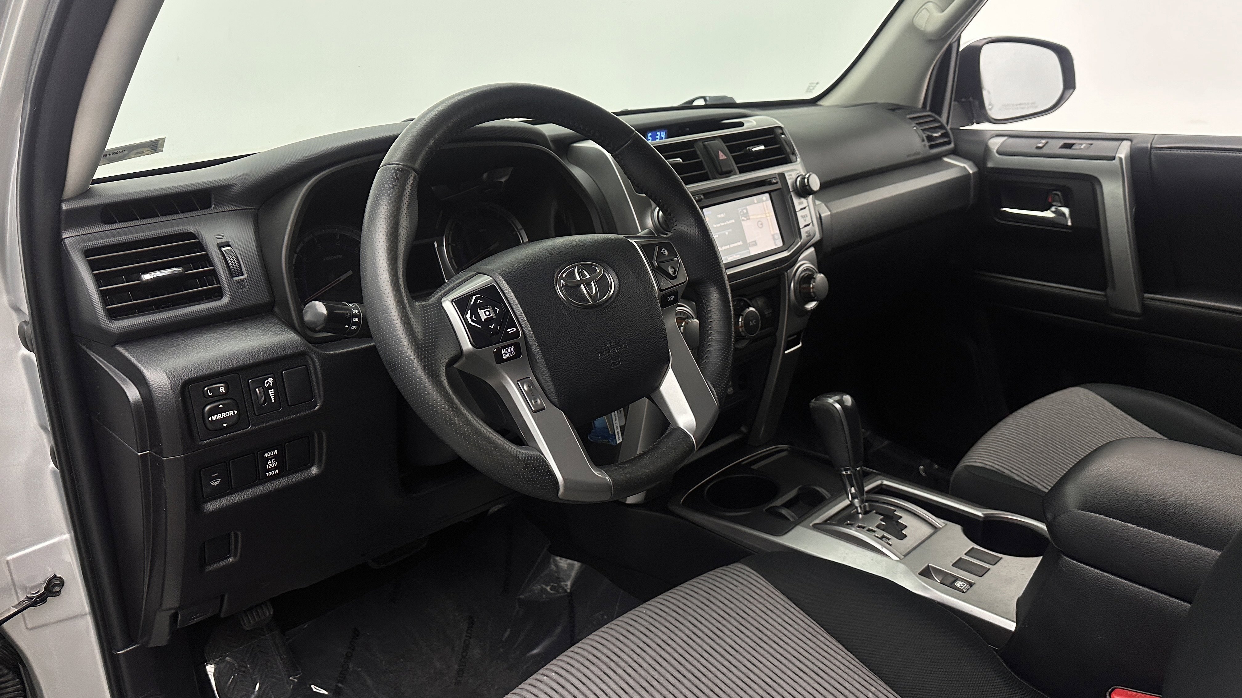 Used 2017 Toyota 4Runner SR5 image 8