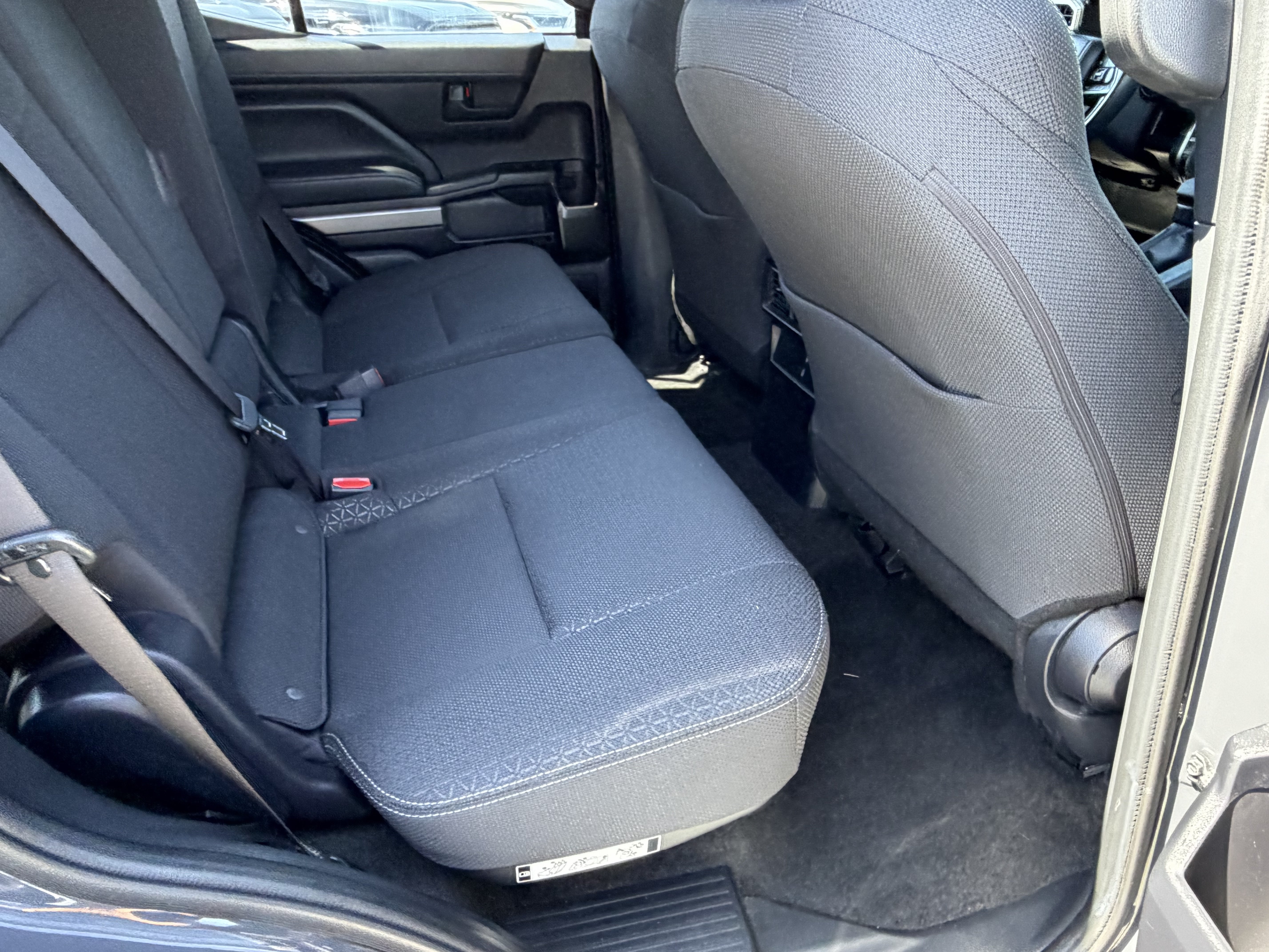 Certified 2025 Toyota 4Runner SR5 AWD/4WD image 13