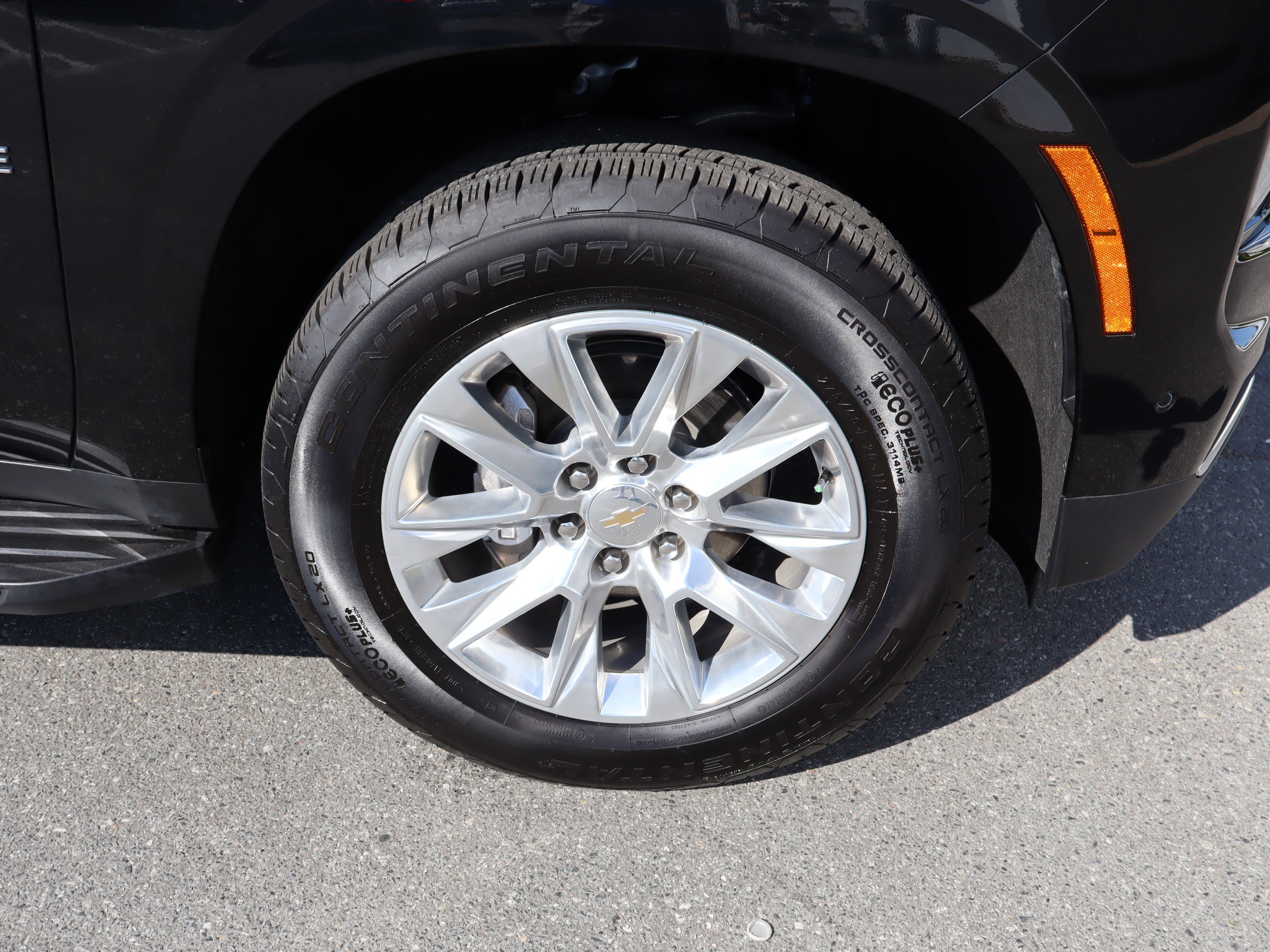 Used 2025 Chevrolet Tahoe Premier AWD/4WD image 41