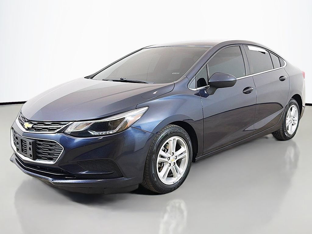 Used 2016 Chevrolet Cruze LT w/ Sun And Sound Package FWD image 8
