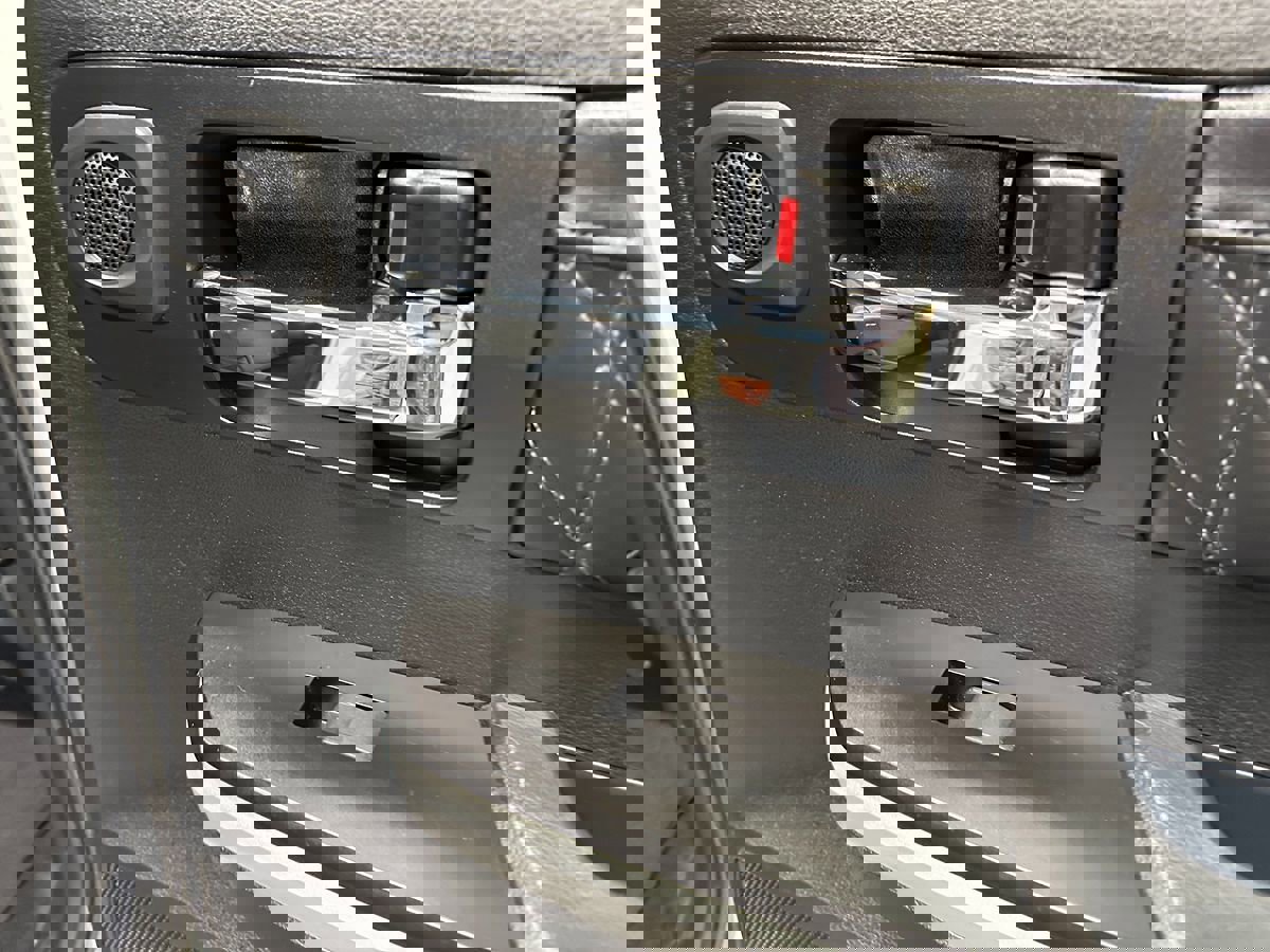 Used 2019 Toyota Tundra Platinum image 15