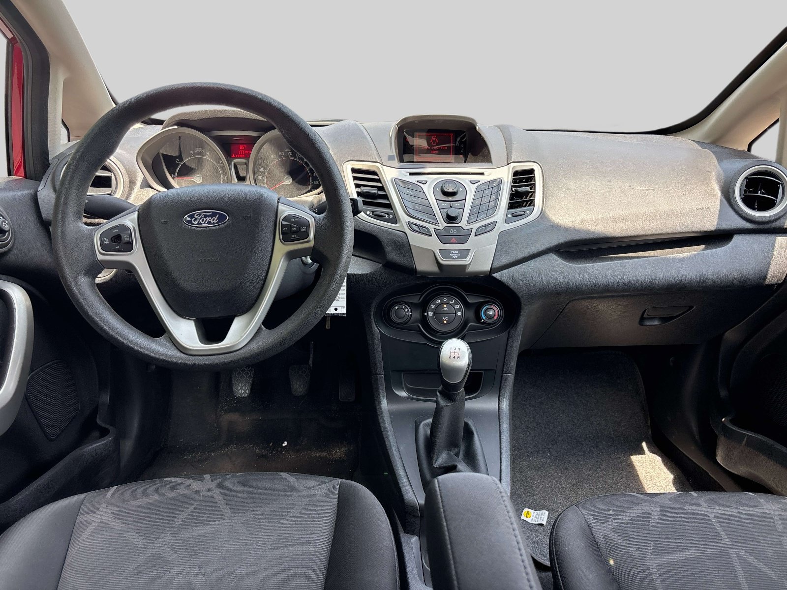 Used 2013 Ford Fiesta SE FWD image 10
