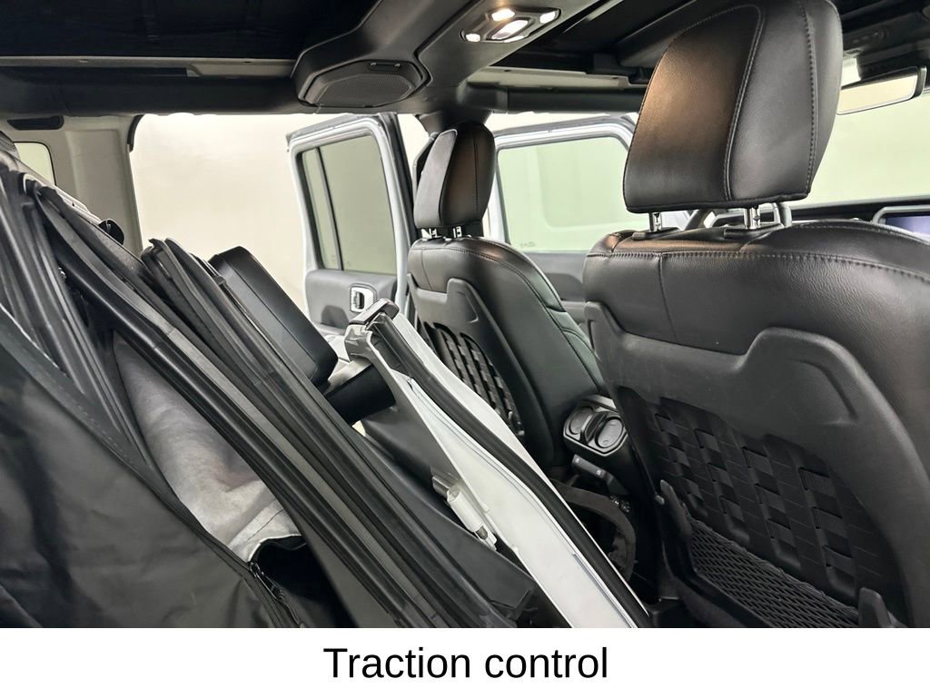 Used 2021 Jeep Wrangler Unlimited Rubicon AWD/4WD image 25