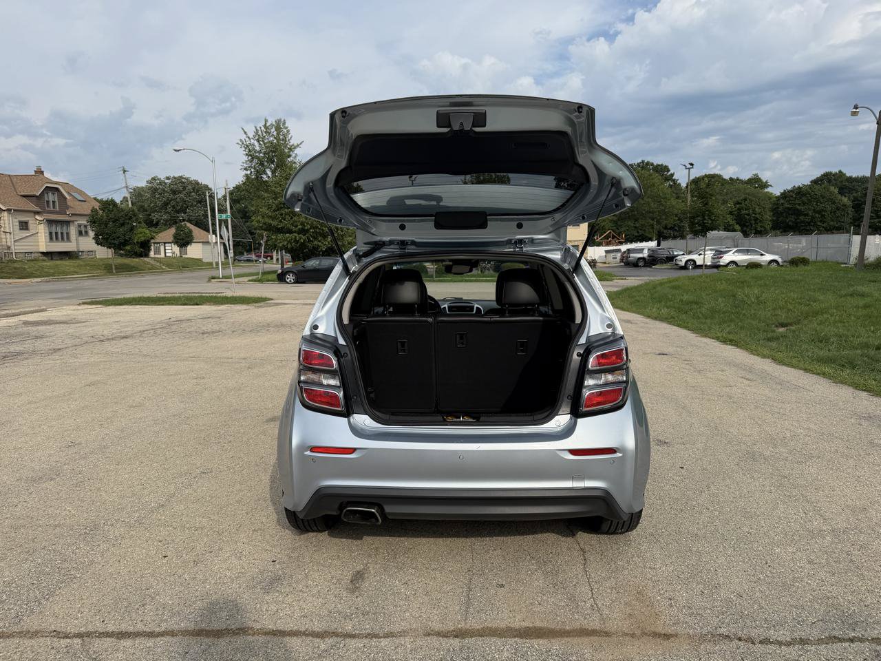 Used 2018 Chevrolet Sonic Premier w/ Driver Confidence Package FWD image 8