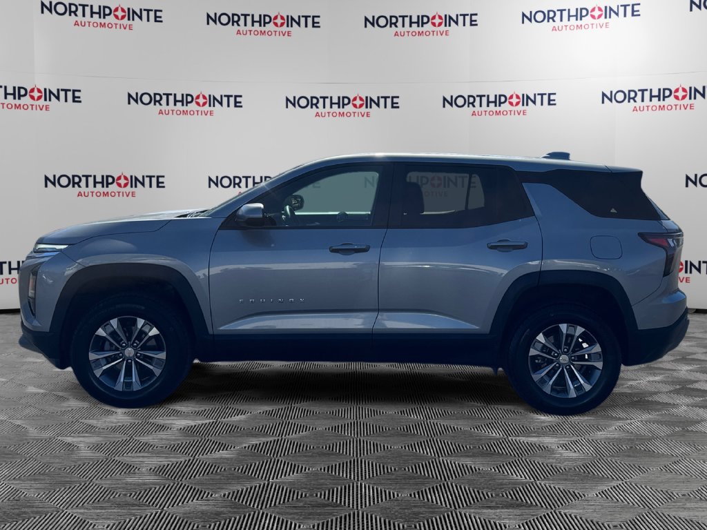 Used 2026 Chevrolet Equinox LT AWD/4WD image 3