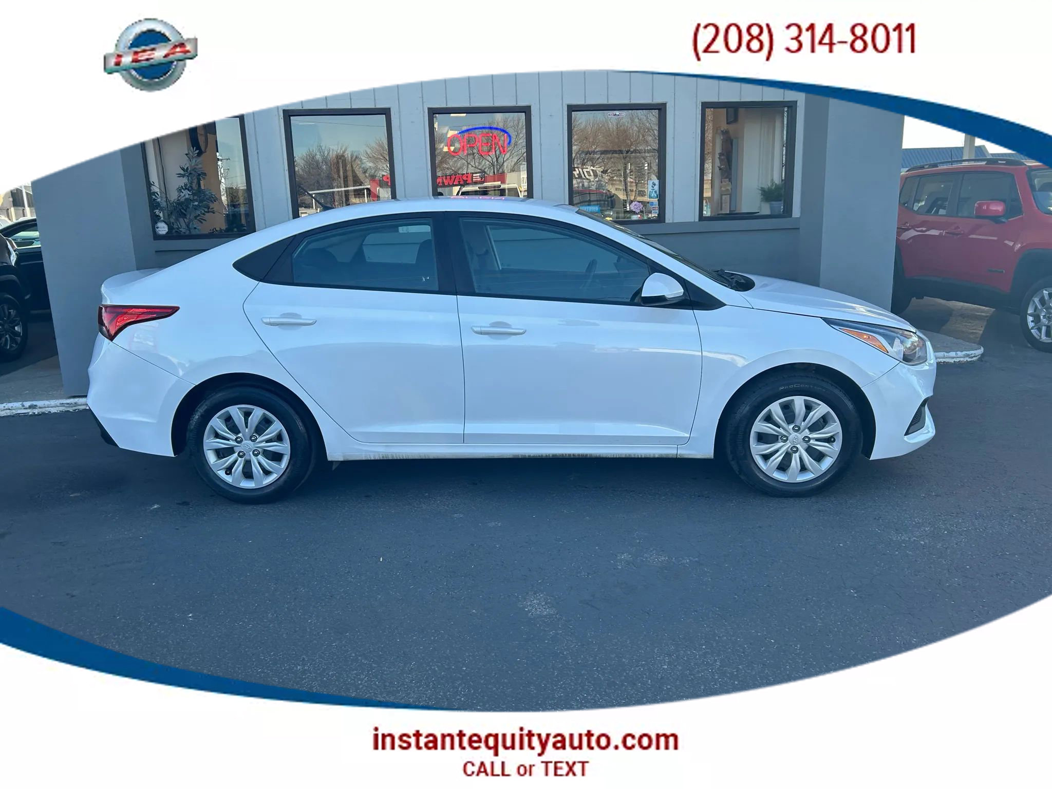 Used 2021 Hyundai Accent SE image 1