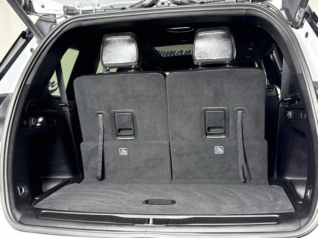 Used 2024 Jeep Grand Cherokee L Limited w/ Luxury Tech Group II image 17