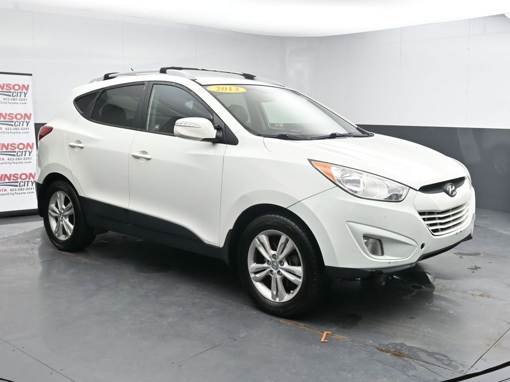 Used 2013 Hyundai Tucson GLS image 2