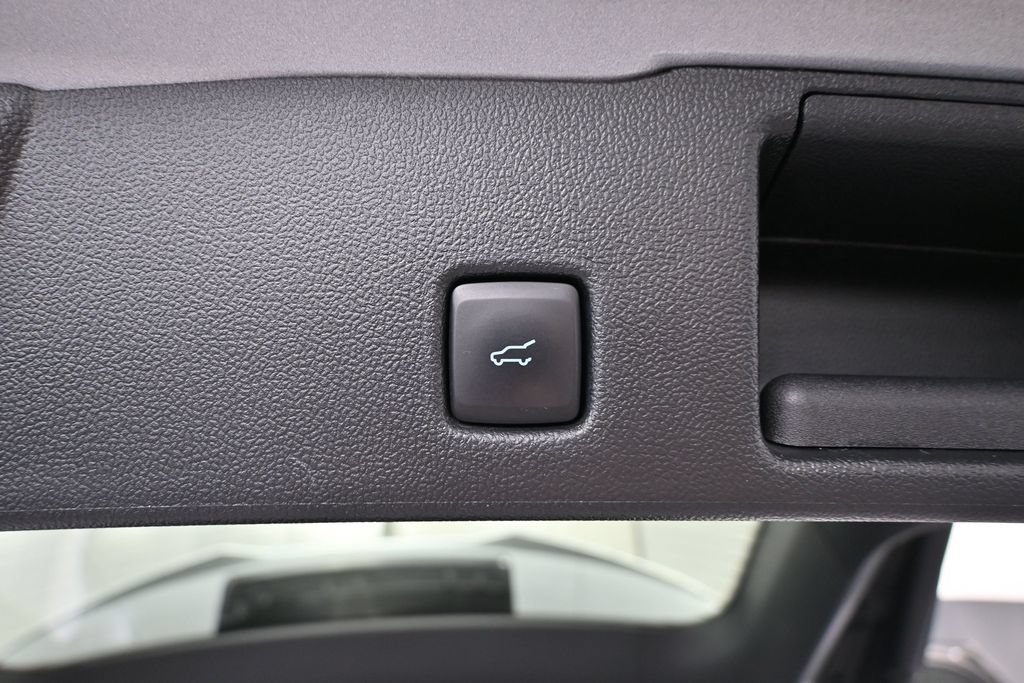 Used 2023 Ford Escape ST-Line w/ Tech Pack #1 AWD/4WD image 32