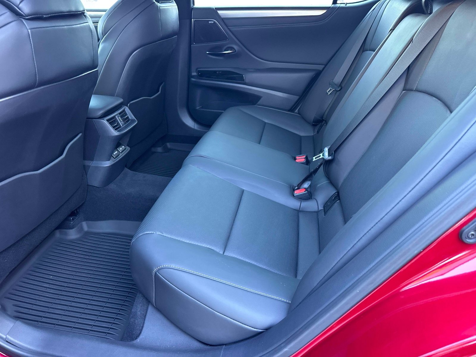 Used 2025 Lexus ES 350 F Sport FWD image 14