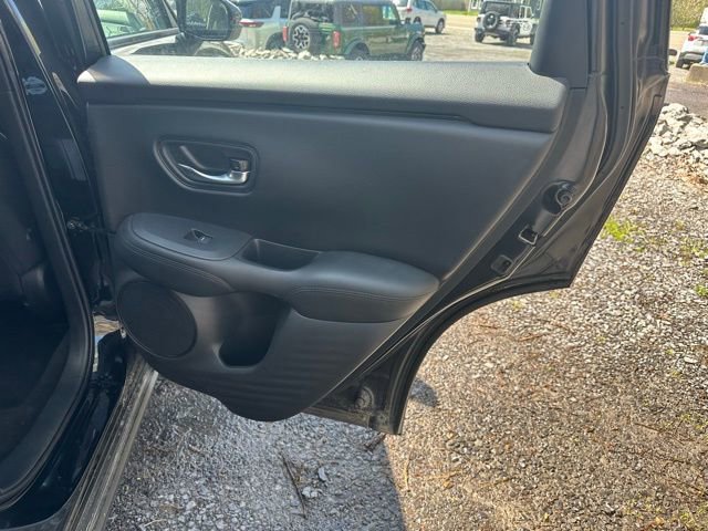 Used 2025 Honda HR-V LX image 7
