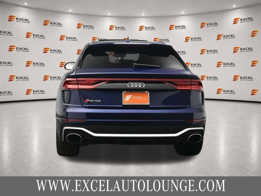 Used 2022 Audi RS Q8 w/ Luxury Package AWD/4WD image 3