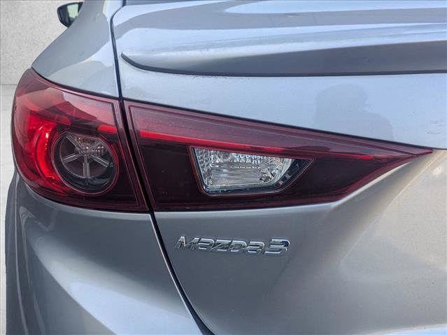 Used 2015 MAZDA MAZDA3 i Touring image 7