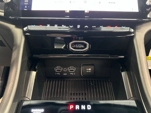 New 2026 Jeep Grand Cherokee Altitude image 34