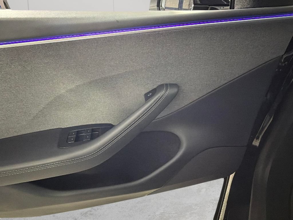 Used 2025 Tesla Model 3 Long Range RWD image 25