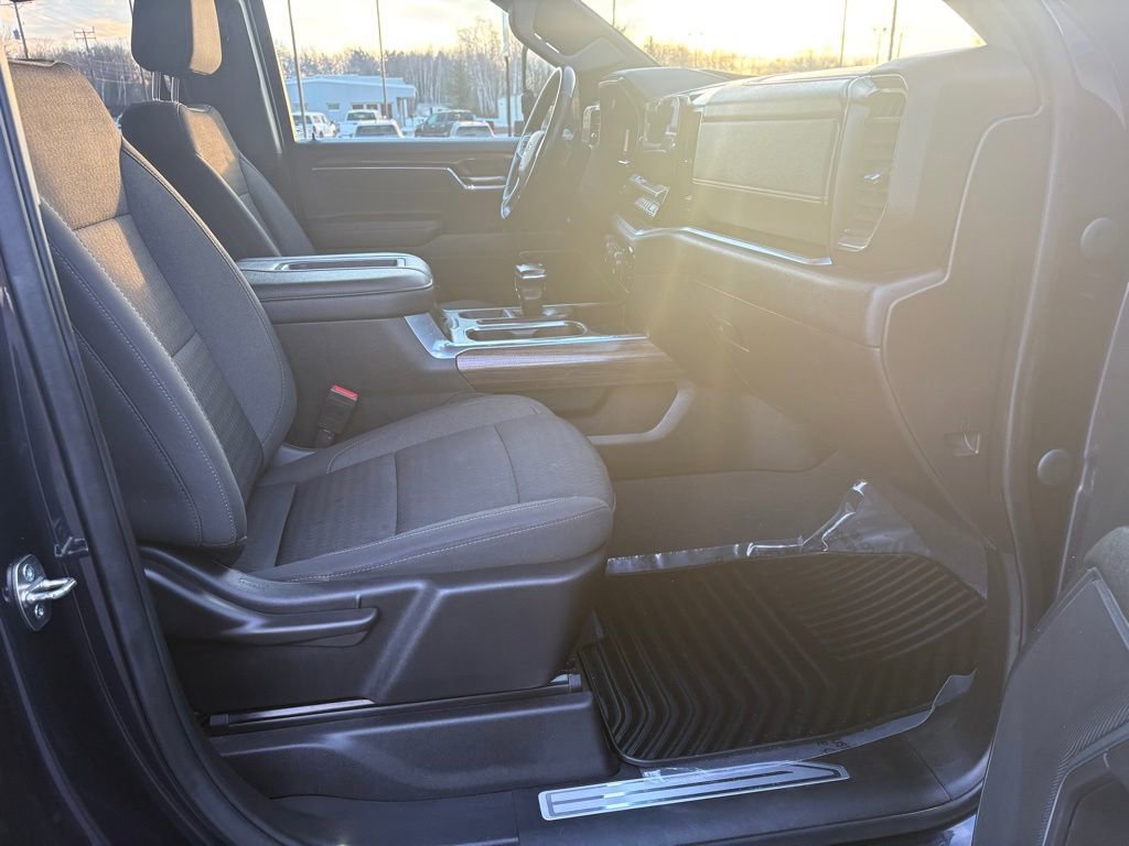 Used 2022 Chevrolet Silverado 1500 RST w/ Max Trailering Package image 17