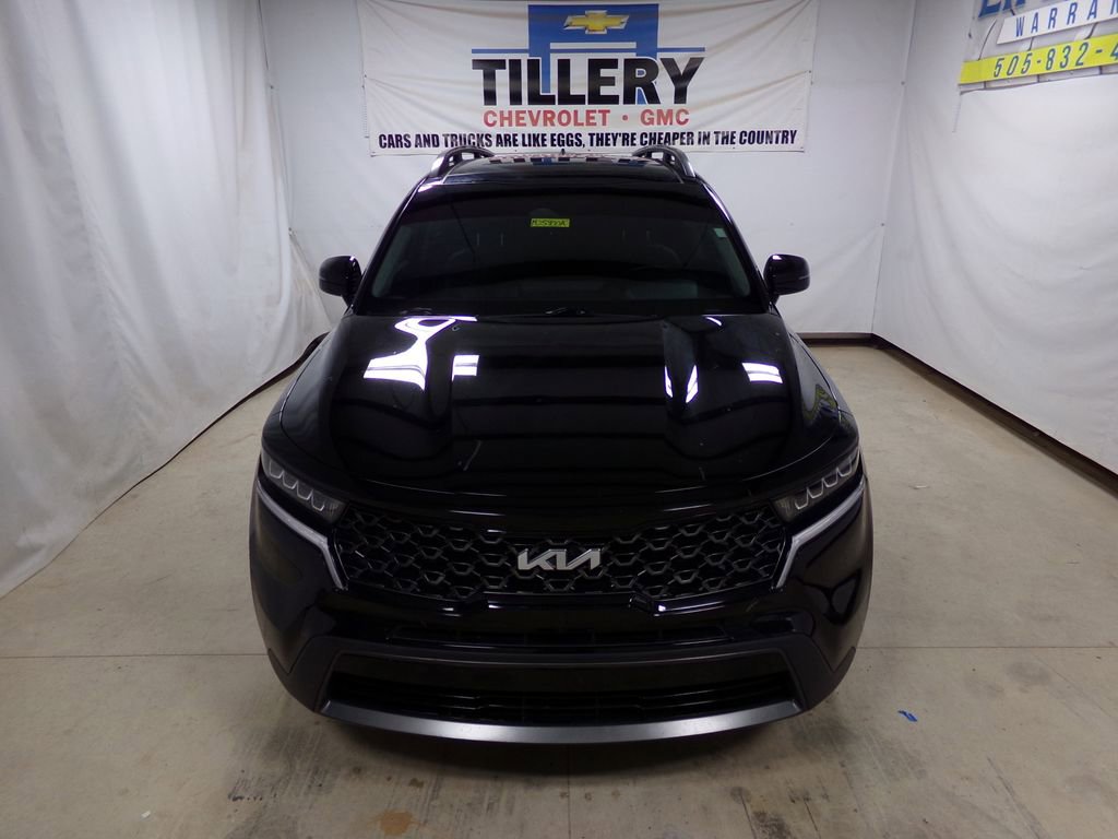 Used 2023 Kia Sorento S w/ Panoramic Sunroof Package image 2