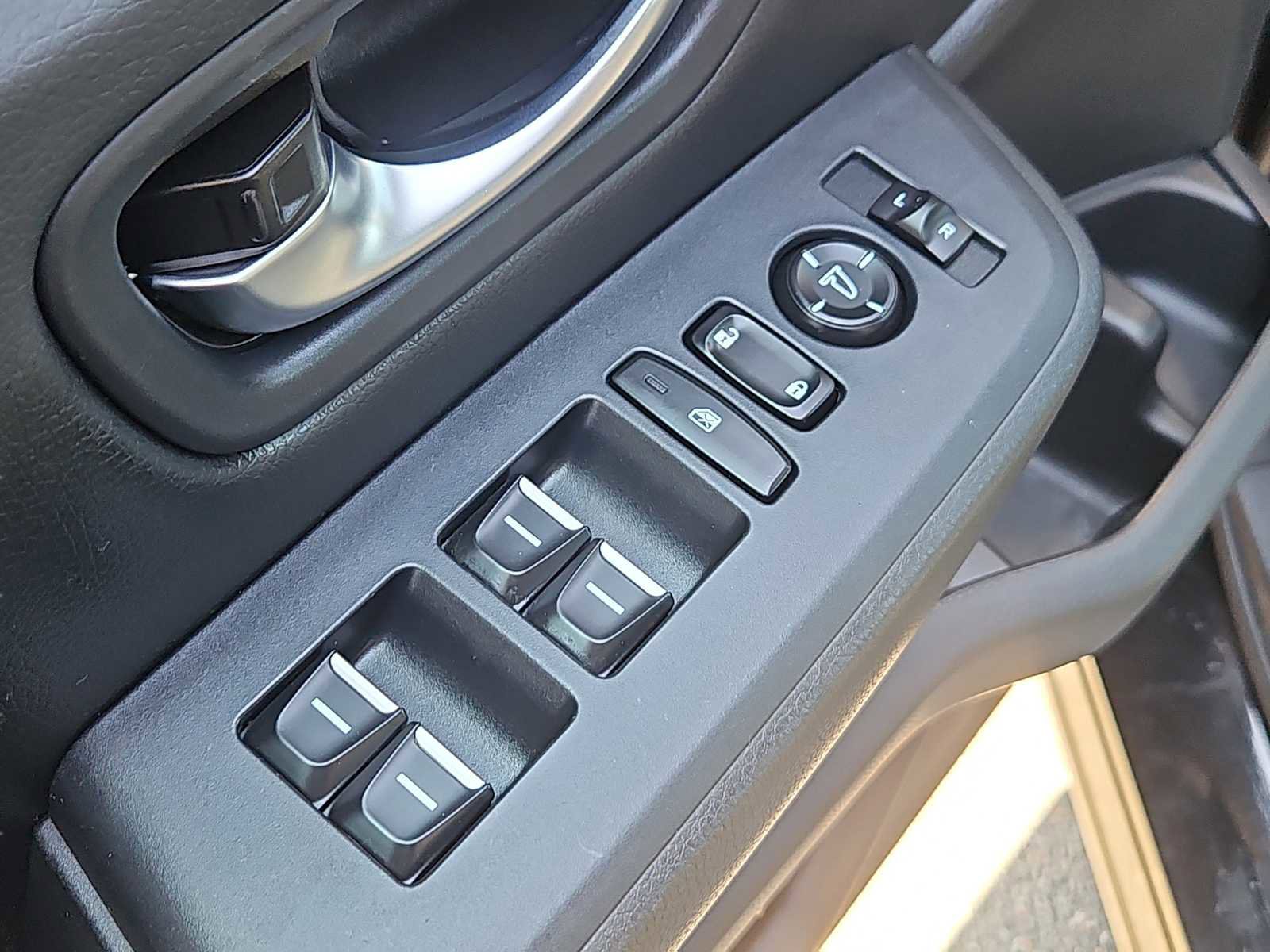 Used 2024 Honda Pilot EX-L image 26