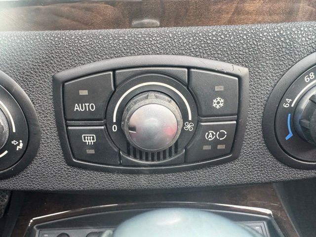 Used 2008 BMW Z4 3.0si w/ Premium Pkg image 13