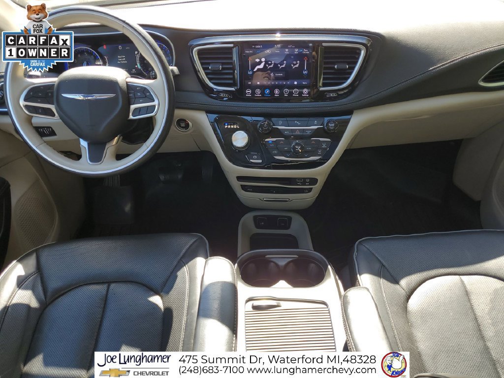 Used 2020 Chrysler Pacifica Limited FWD image 22