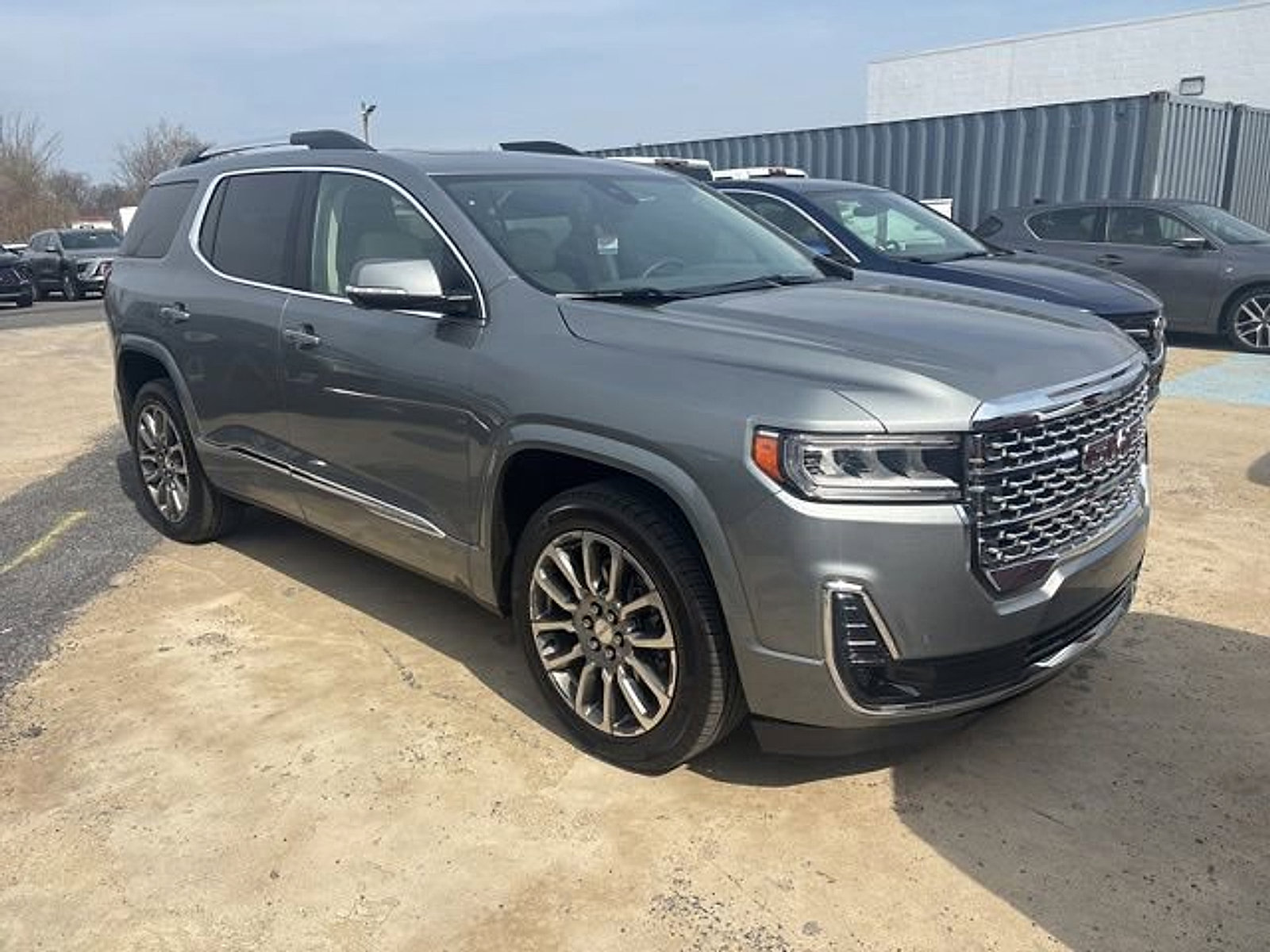 Certified 2023 GMC Acadia Denali w/ Denali Ultimate Package image 3