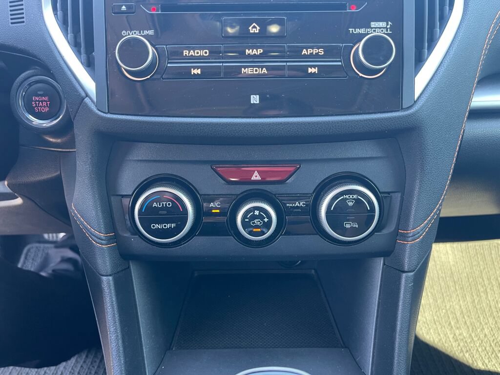 Used 2019 Subaru Crosstrek 2.0i Limited w/ Moonroof Package w/Navigation AWD/4WD image 14