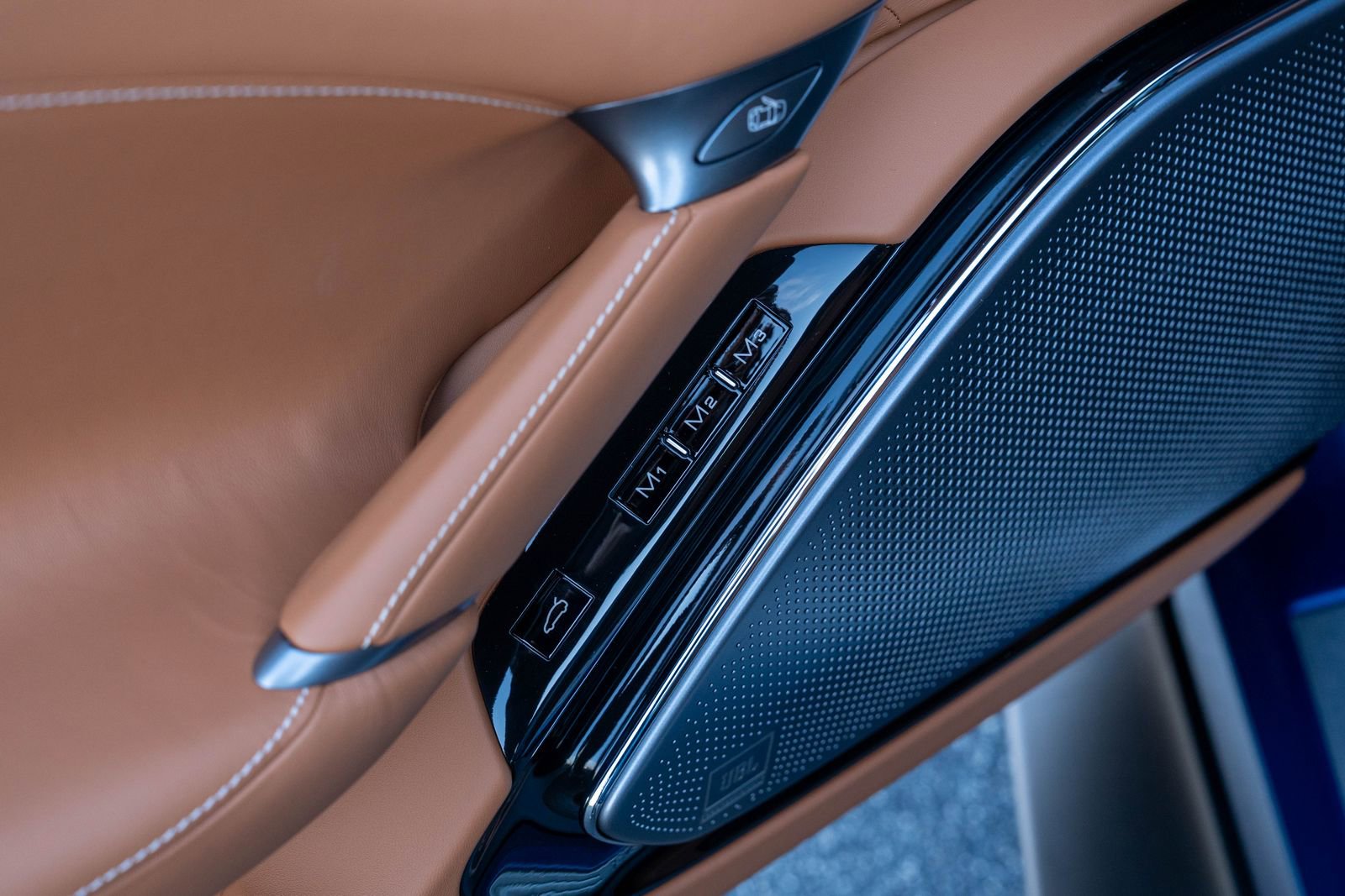 Certified 2024 Ferrari Roma image 26