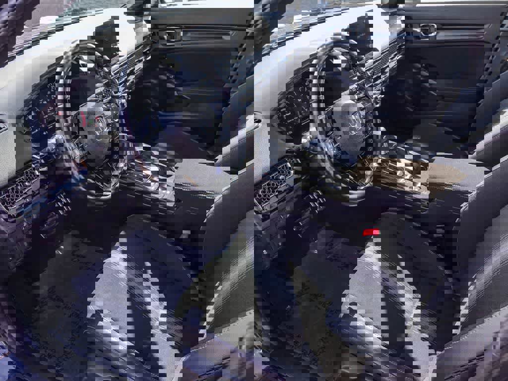 Used 2025 Honda Civic Sport image 16