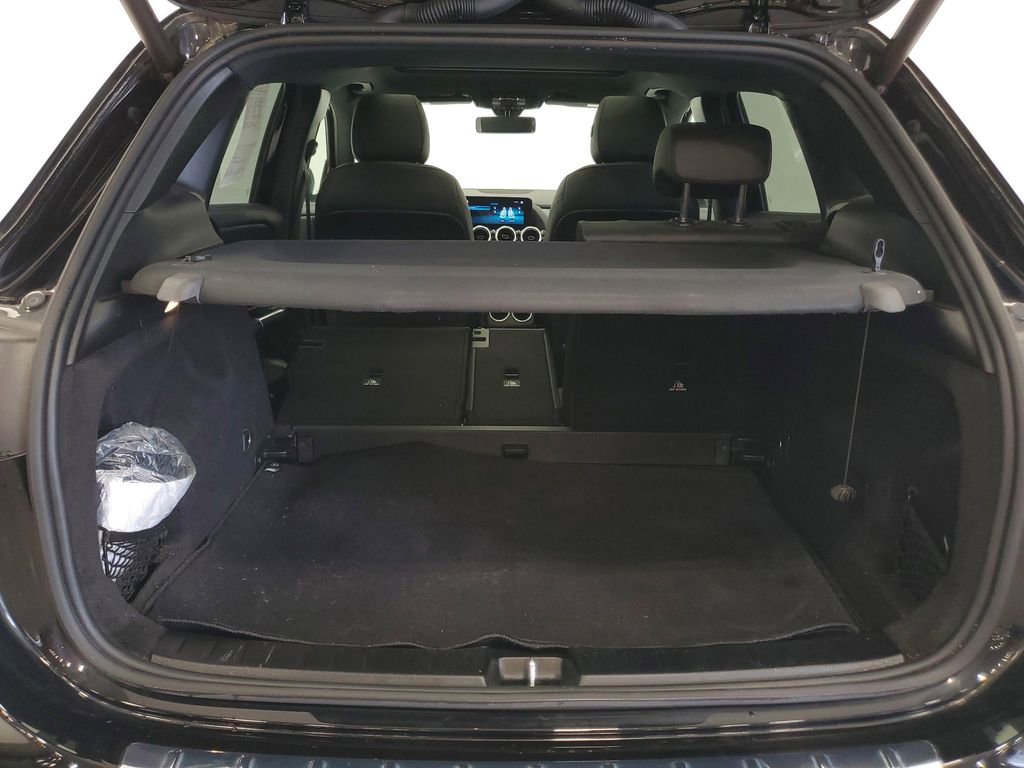 Used 2022 Mercedes-Benz GLA 250 4MATIC image 25