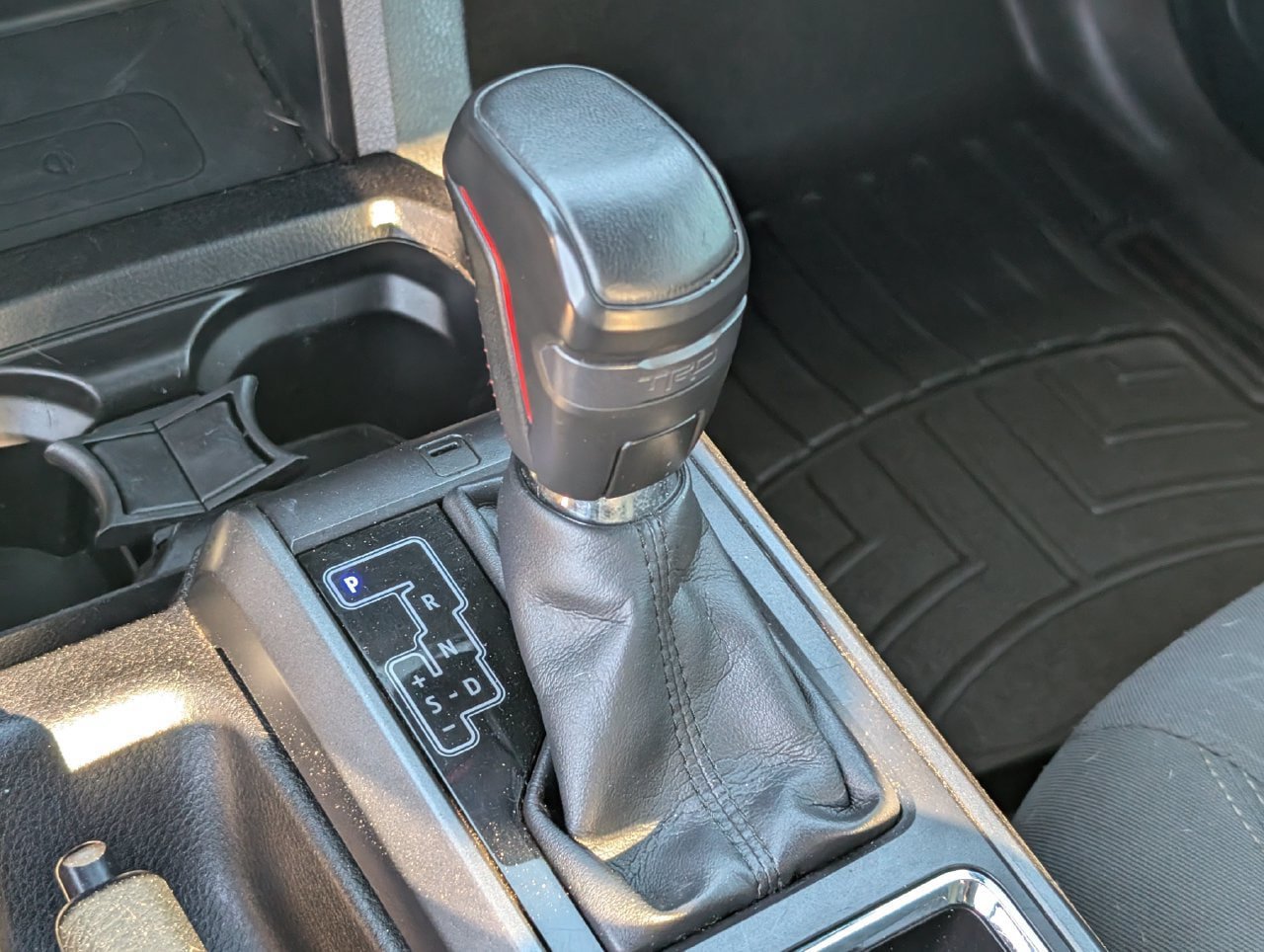 Used 2016 Toyota Tacoma TRD Off-Road w/ Towing Package RWD image 22