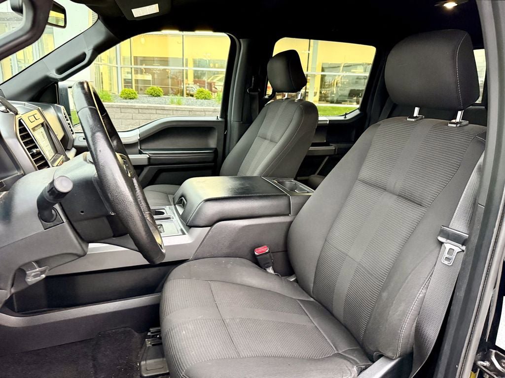 Used 2016 Ford F150 XLT w/ Equipment Group 302A Luxury AWD/4WD image 10
