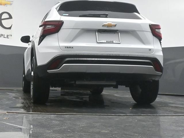 New 2026 Chevrolet Trax LT w/ Driver Confidence Package image 32