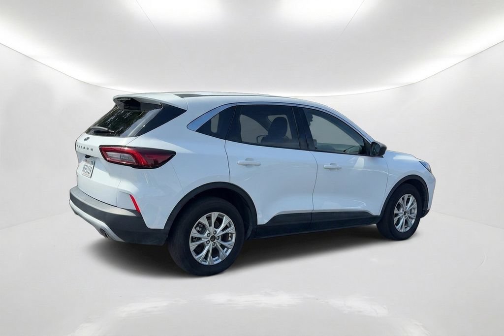 Used 2023 Ford Escape Active FWD image 6