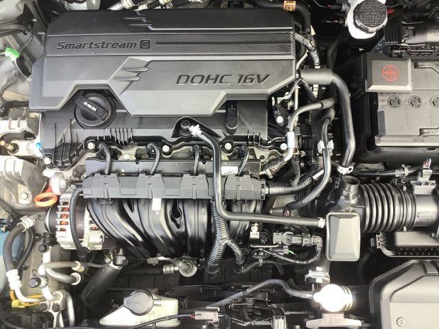 Certified 2023 Hyundai Kona SEL AWD/4WD image 29