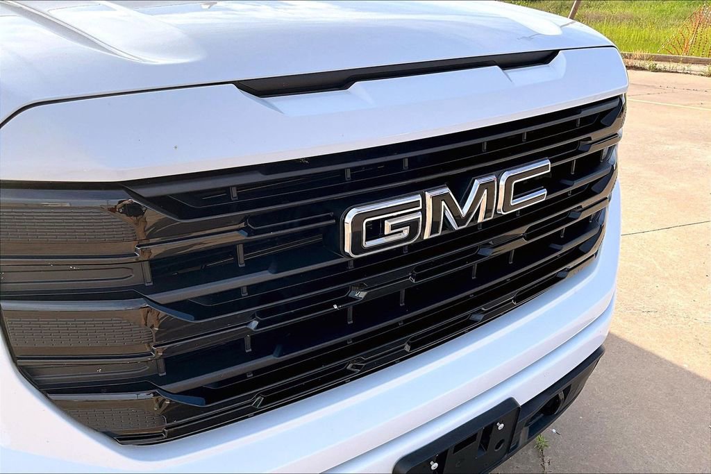 Used 2025 GMC Sierra 1500 Elevation AWD/4WD image 37