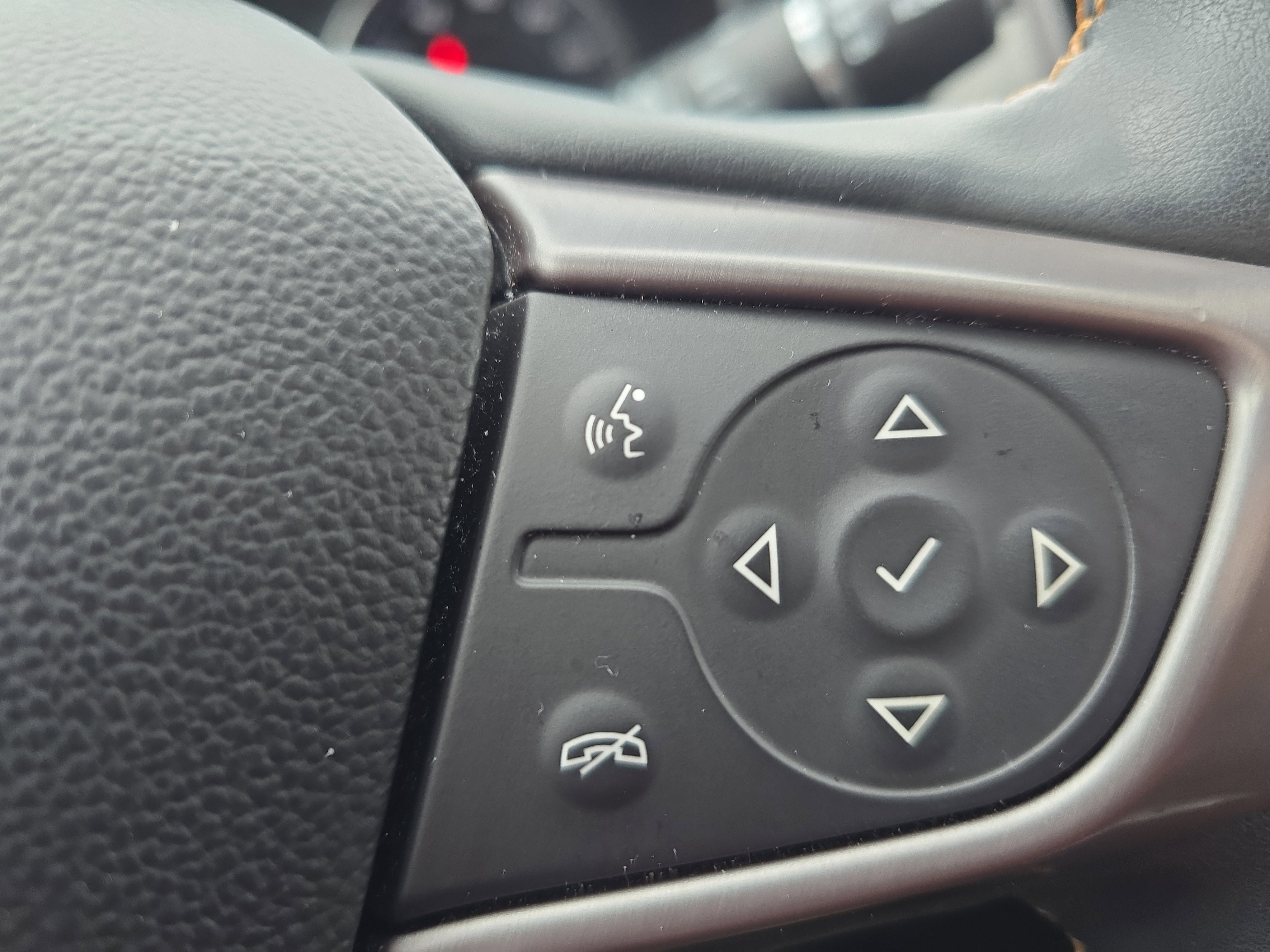 Used 2024 GMC Terrain AT4 w/ Infotainment Package II image 21