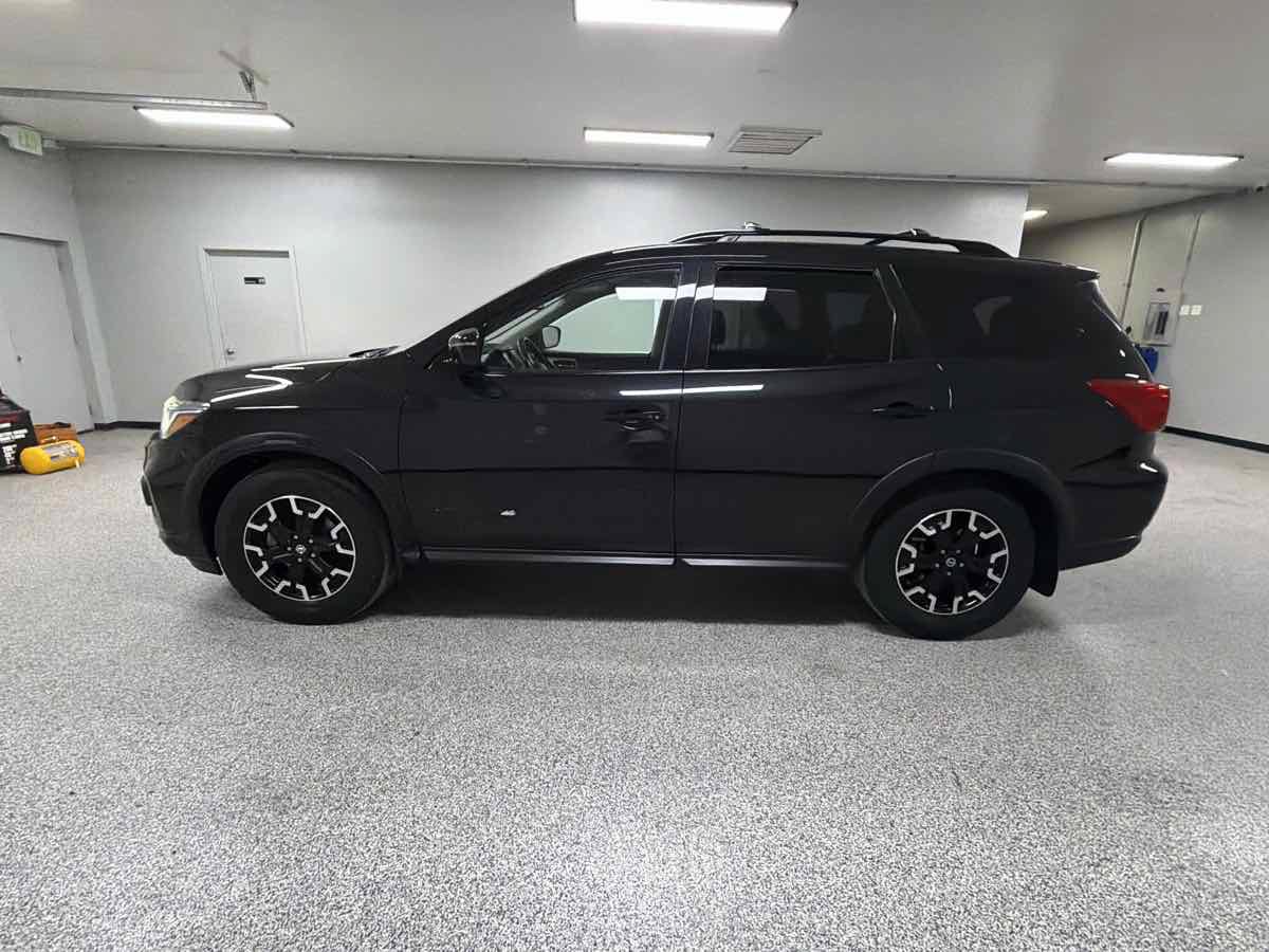 Used 2019 Nissan Pathfinder SV w/ Rock Creek Edition FWD image 6