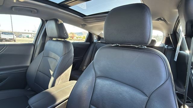 Used 2021 Chevrolet Malibu Premier image 11