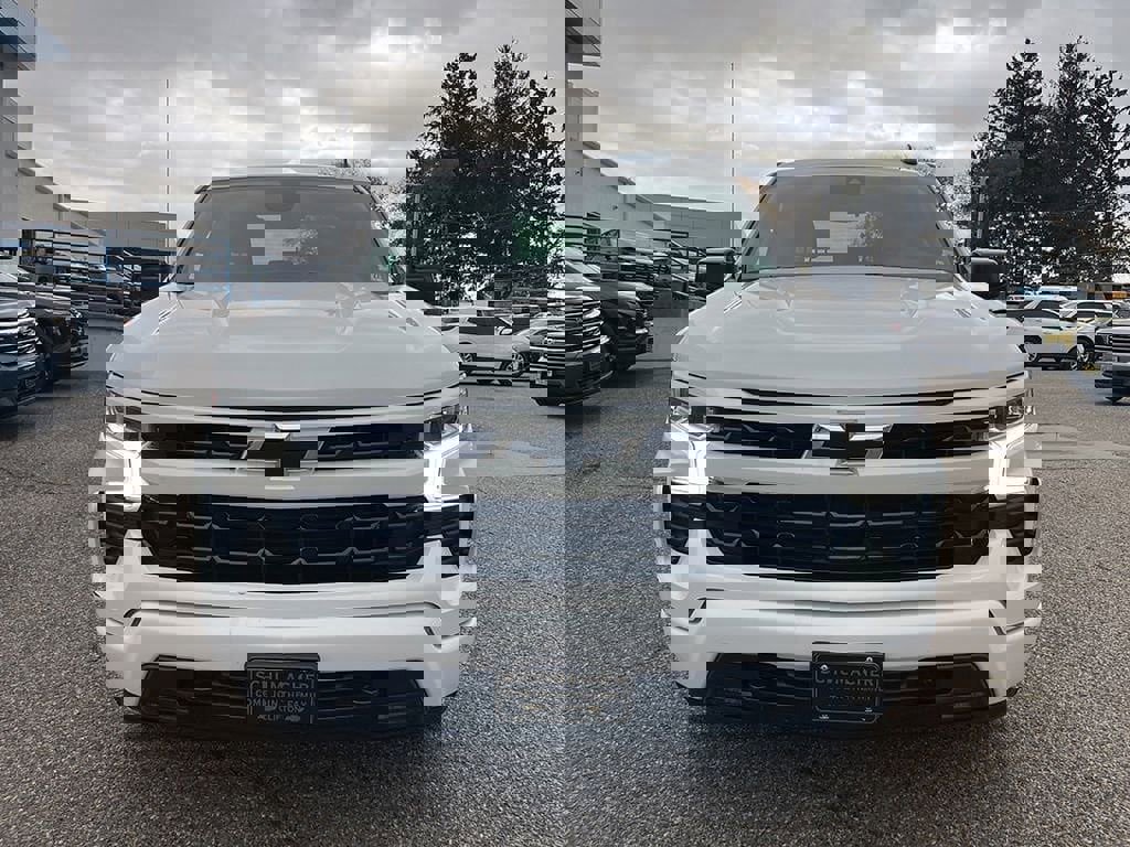 Used 2022 Chevrolet Silverado 1500 RST image 2