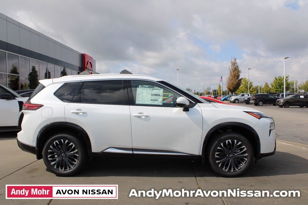New 2026 Nissan Rogue Platinum image 3