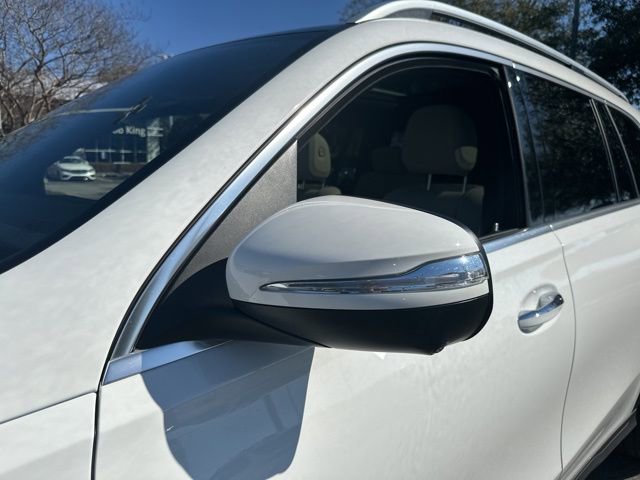 Certified 2025 Mercedes-Benz GLS 450 4MATIC image 12
