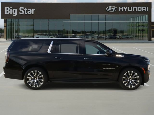 Used 2025 Chevrolet Suburban High Country image 5