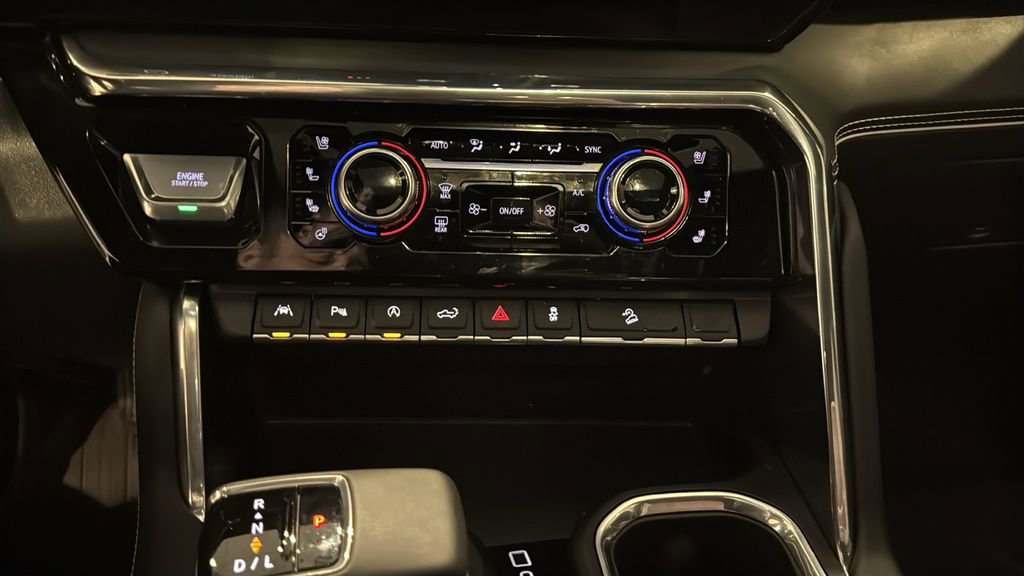 Used 2025 GMC Sierra 1500 Denali Ultimate image 27