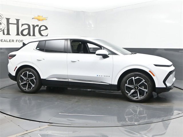 New 2025 Chevrolet Equinox EV LT image 1