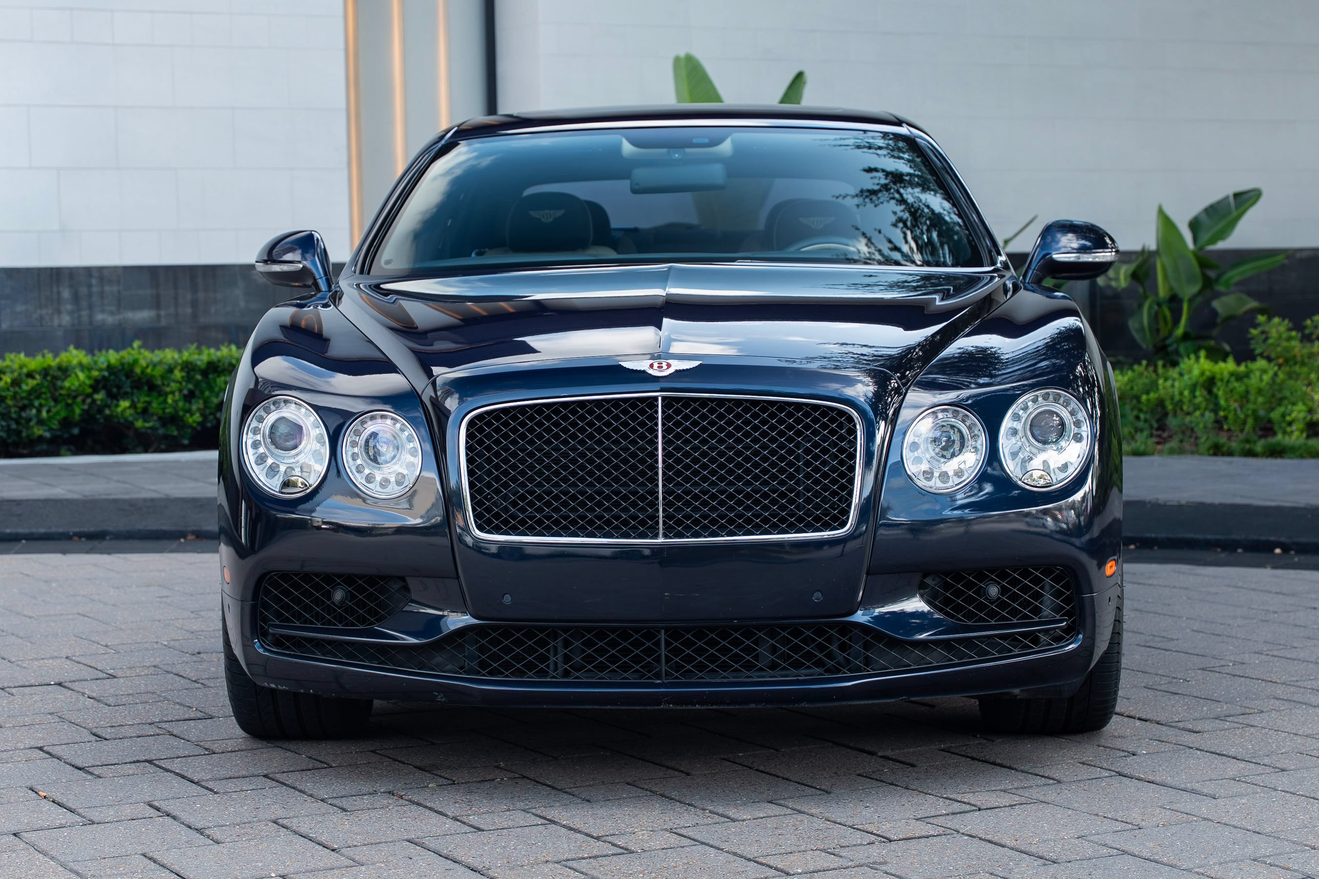 Used 2017 Bentley Flying Spur S V8 AWD/4WD image 12