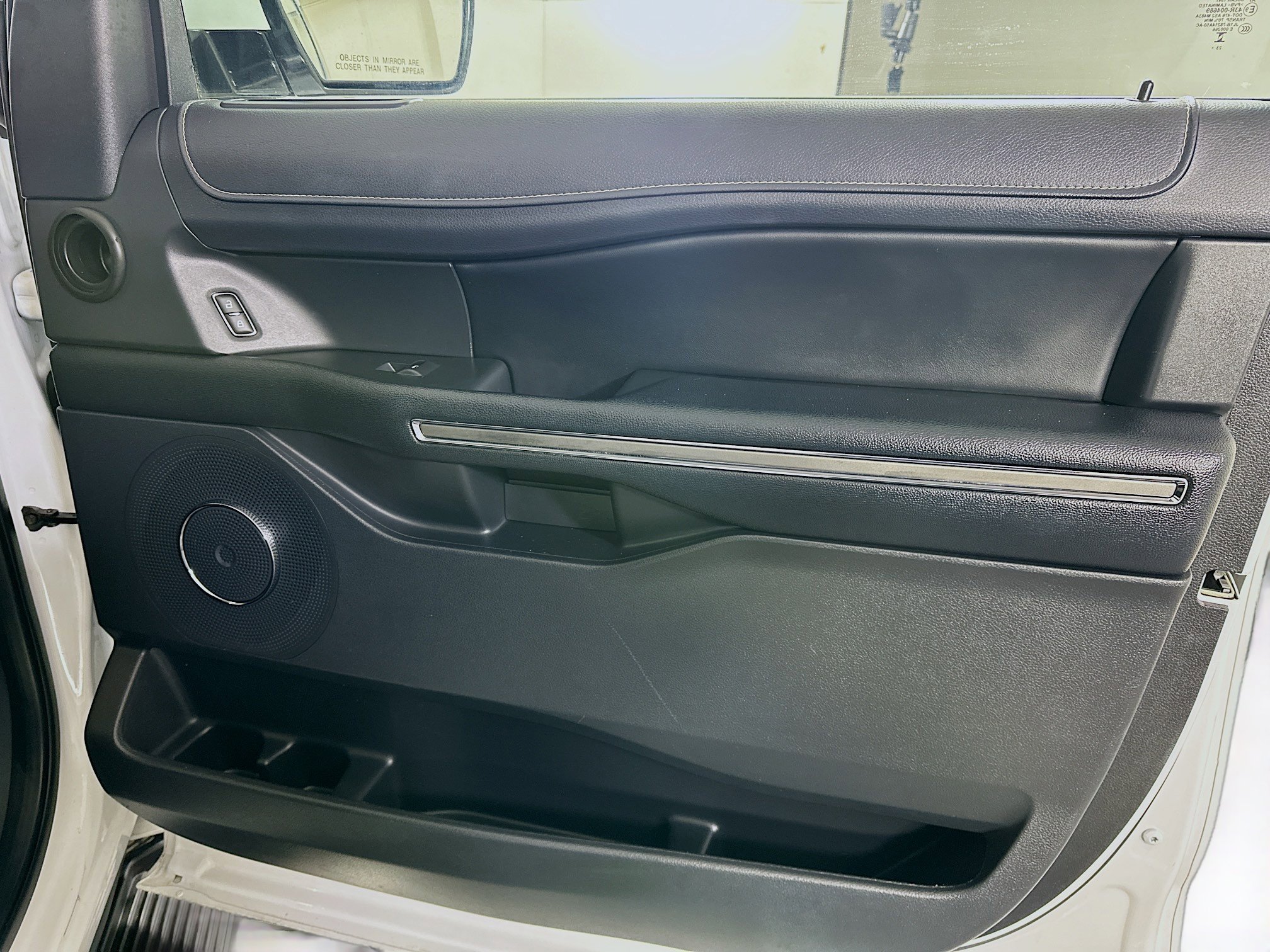 Used 2024 Ford Expedition Max XLT image 34